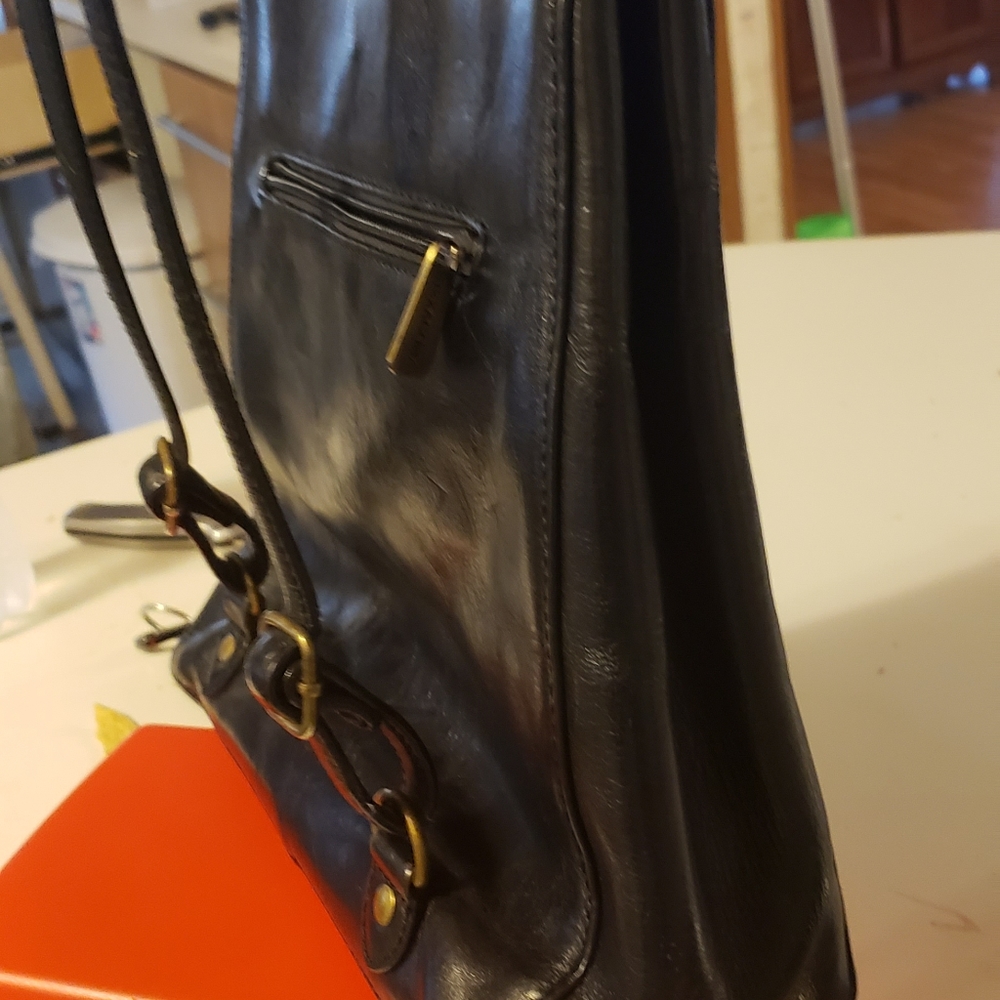 Backpack - Picture 2 of 5